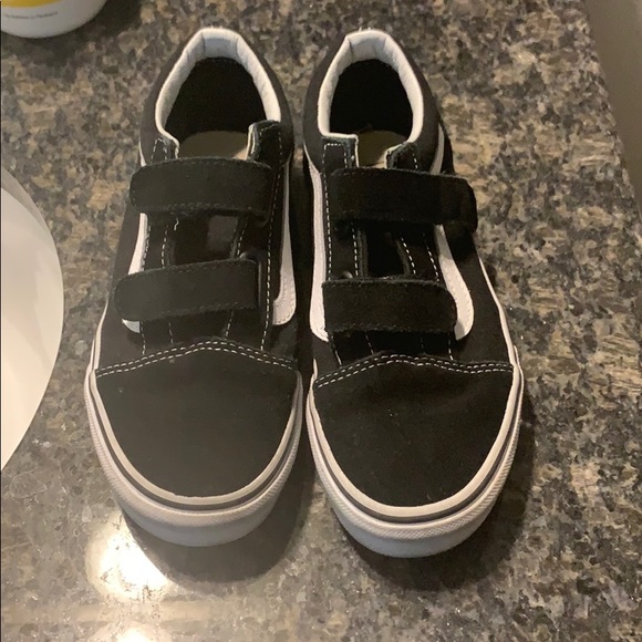 black leather vans size 3